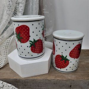 Vintage Strawberry Salt and Pepper Shaker Set